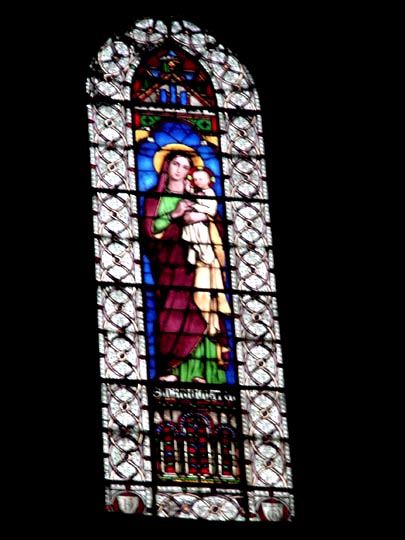 Fenster in kirchlichen Gebäuden